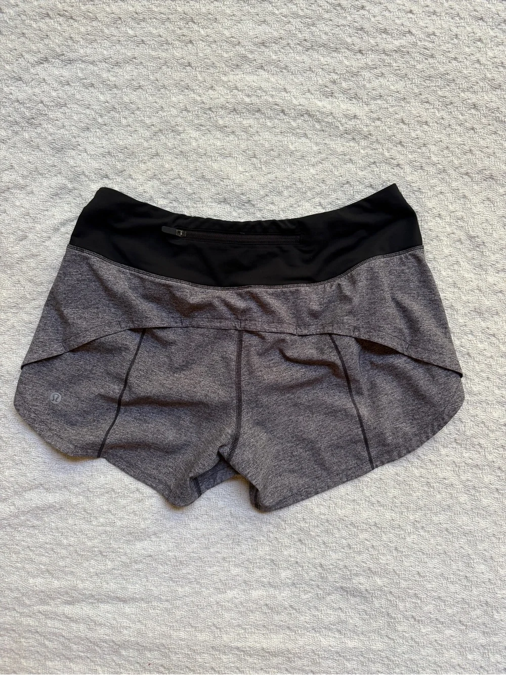Women’s Lululemon Gray Speed Up Shorts with Black Waistband